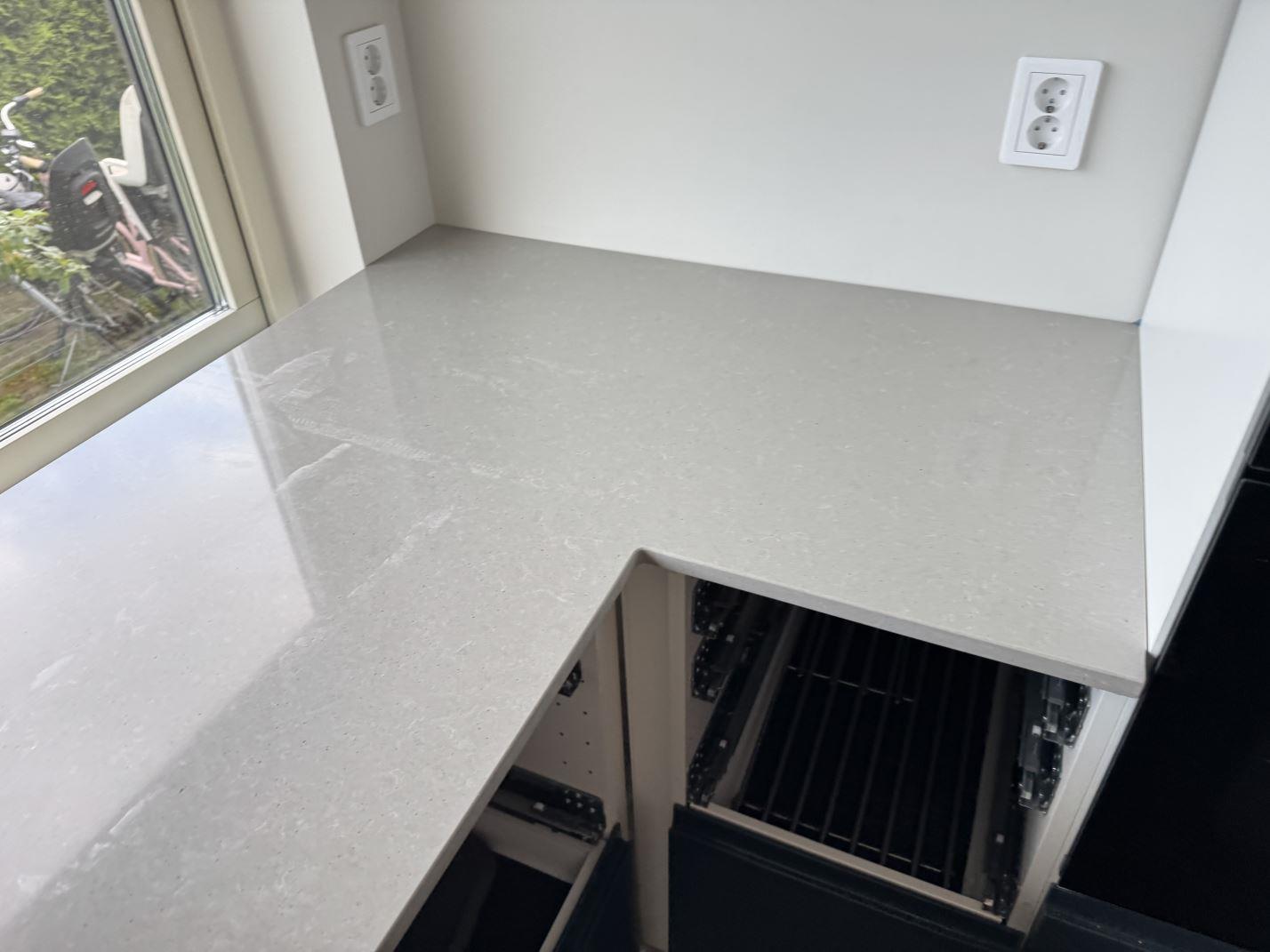 Noble Concrete Grey referens 1