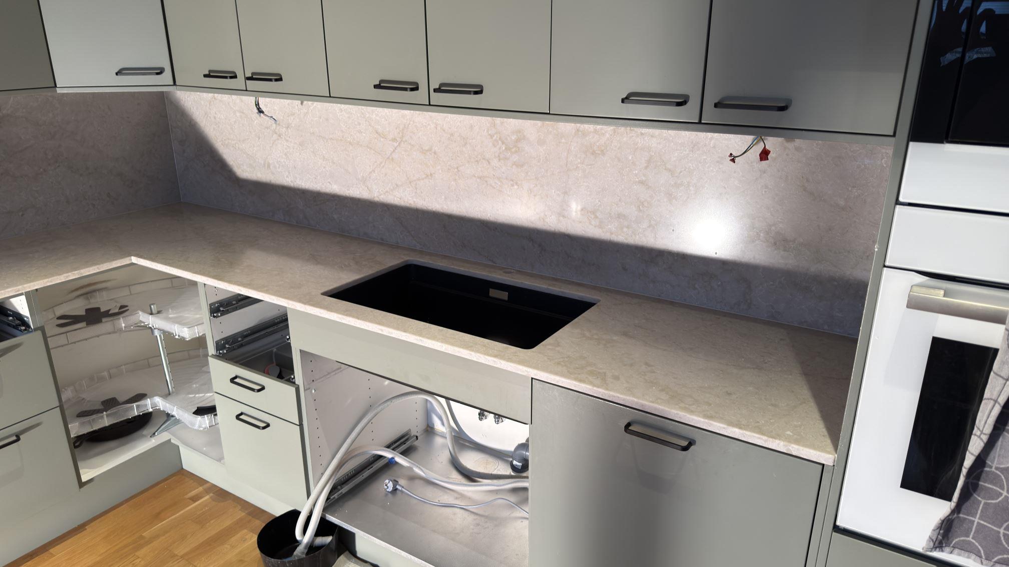 Glencoe i Sundbyberg, montering 11 mar 2026, bild 2