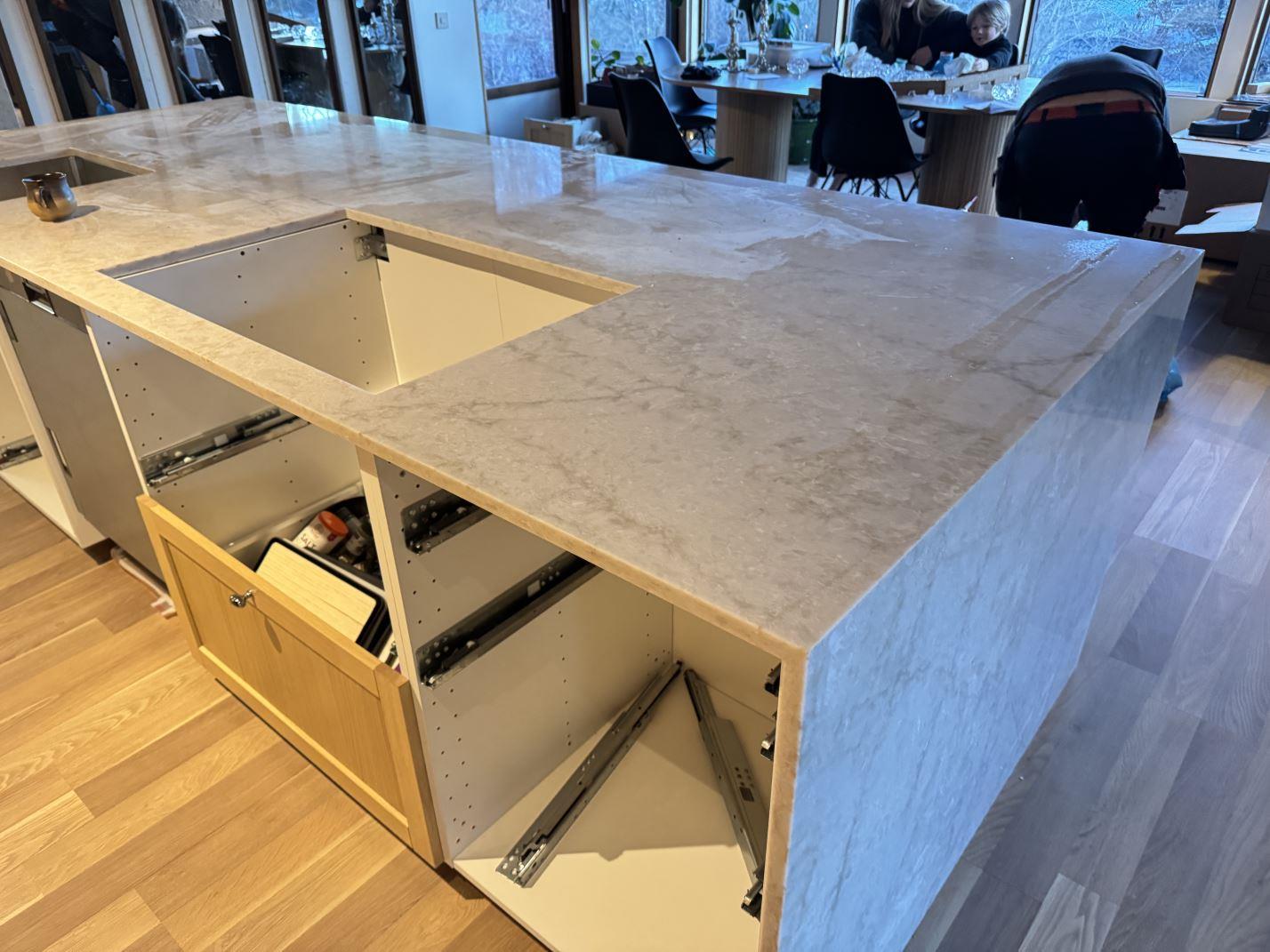 Glencoe i Vallda, montering 28 jan 2026, bild 3