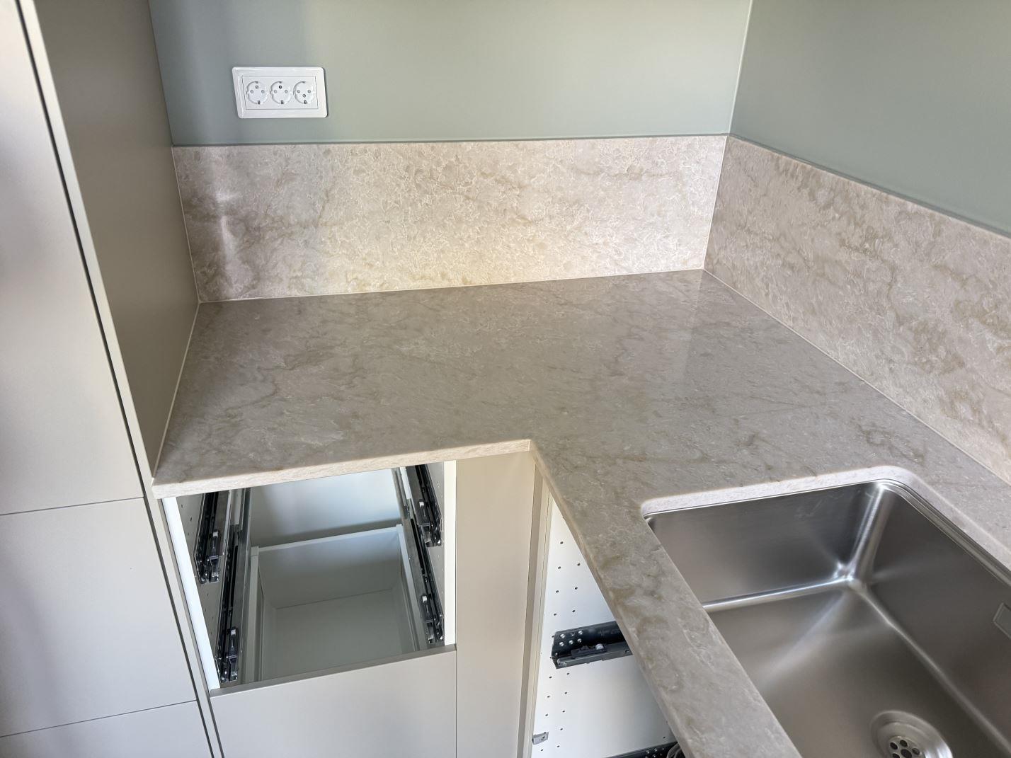 Glencoe i Vellinge, montering 23 nov 2025, bild 5