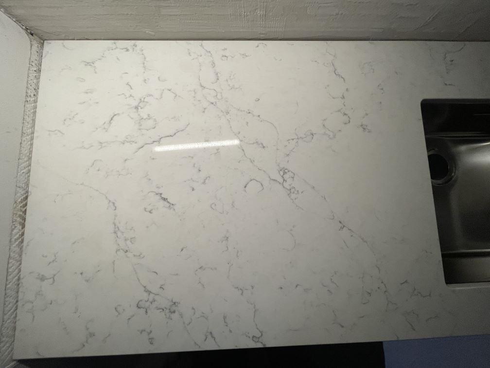 Mystery White i Stockholm, montering 25 feb 2026, bild 2