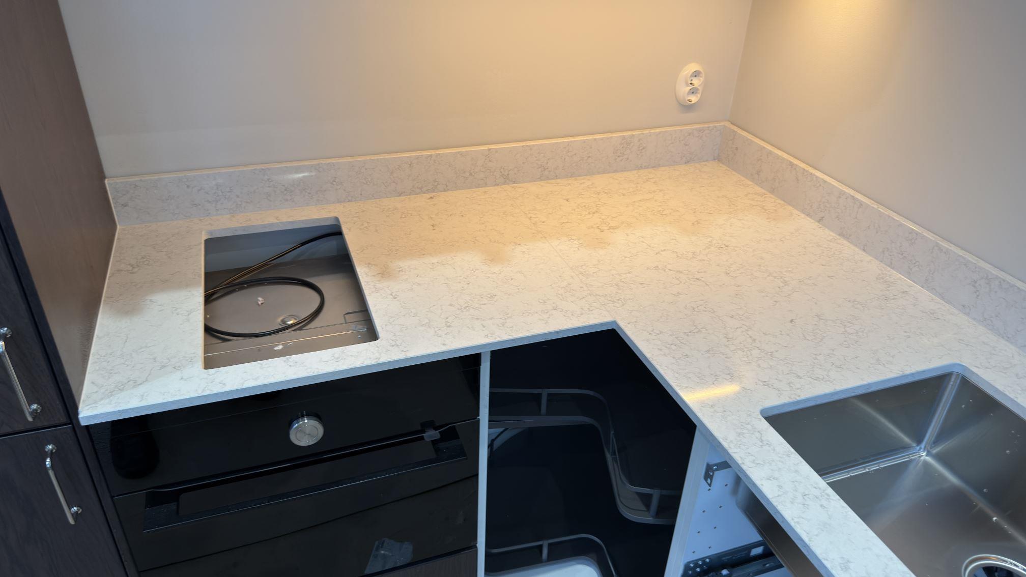 Noble Arco i Danderyd, montering 28 mar 2026, bild 4