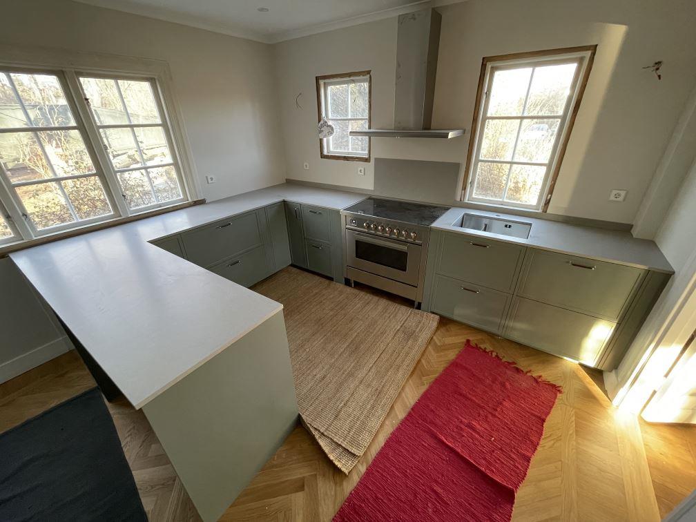 Noble Concrete Grey i Djursholm, montering 23 mar 2026, bild 1