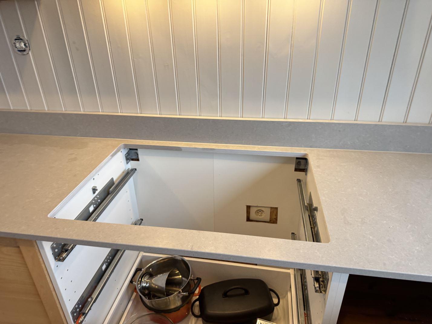 Noble Concrete Grey i Västra Frölunda, montering 29 jan 2026, bild 4