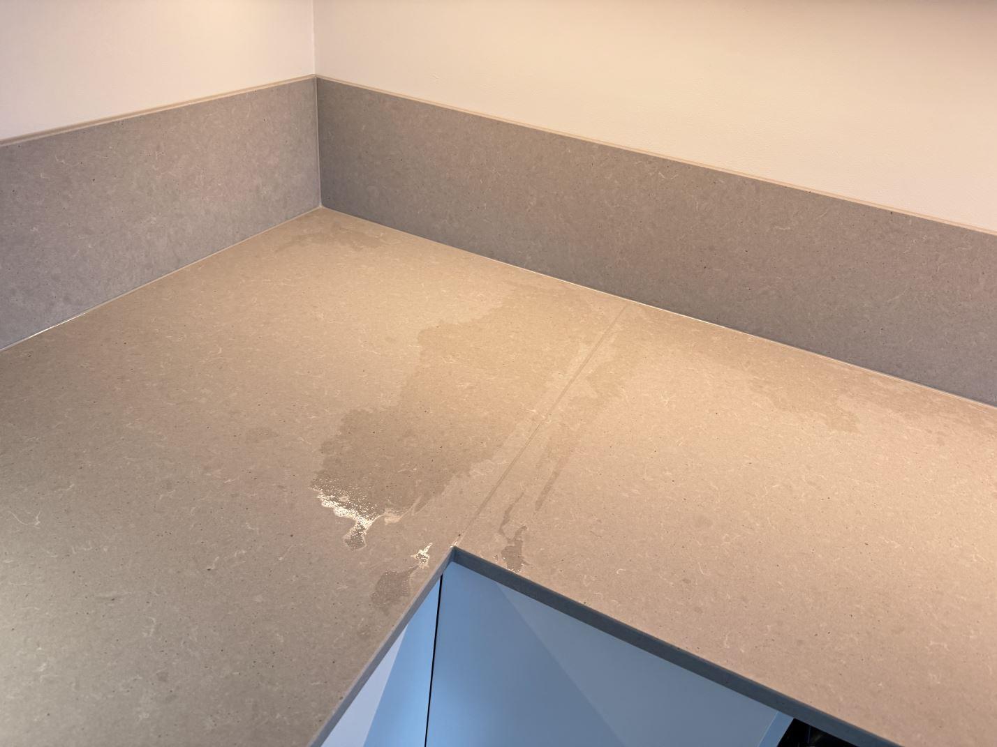 Noble Concrete Grey i Varberg, montering 25 feb 2026, bild 3