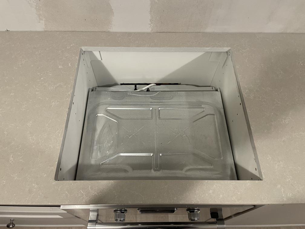 Noble Ivory White i Skultuna, montering 30 nov 2025, bild 2