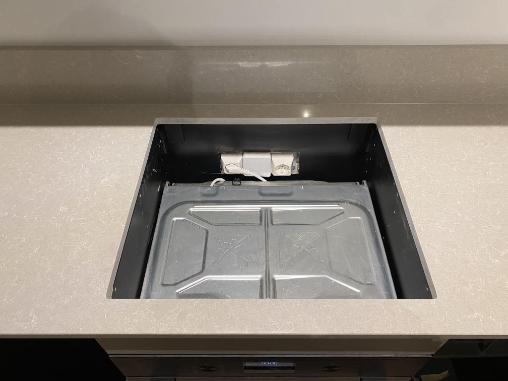 Noble Ivory White i Stockholm, montering 18 dec 2025, bild 3