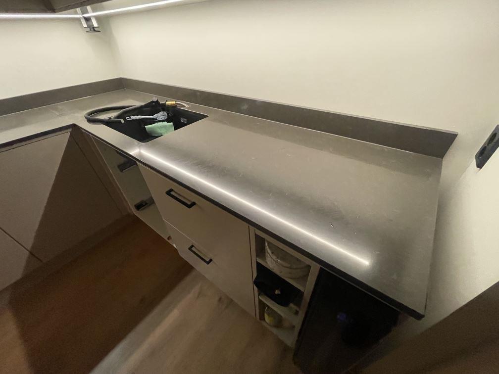 Noble Pietra Grey i Uppsala, montering 1 feb 2026, bild 1