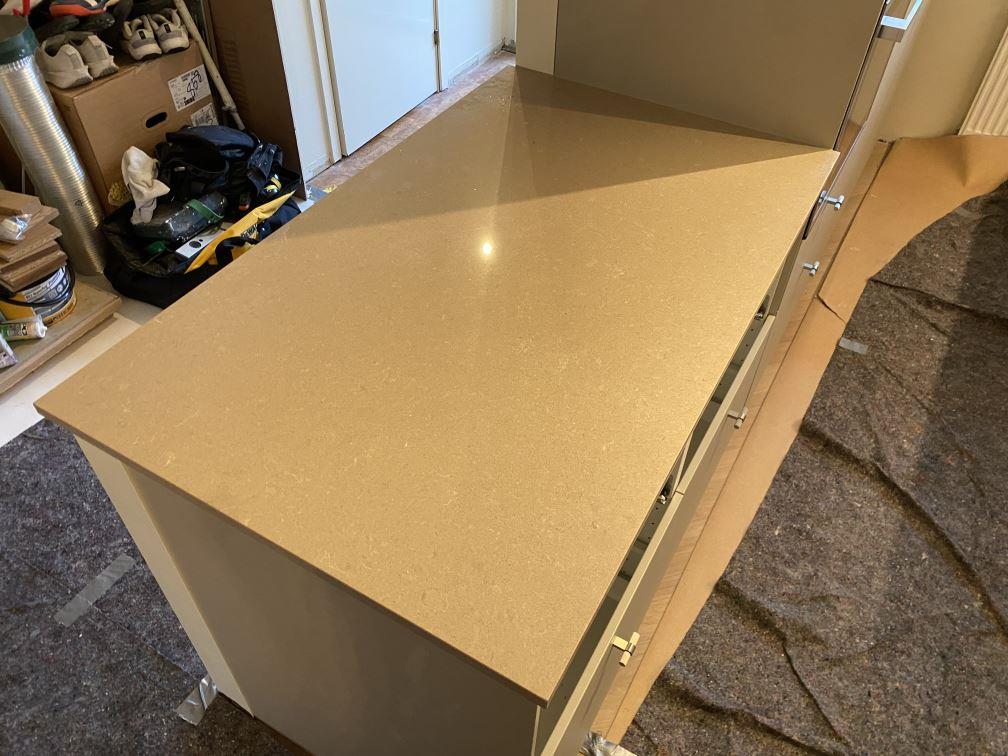 Noble Troya i Tullinge, montering 20 dec 2025, bild 2