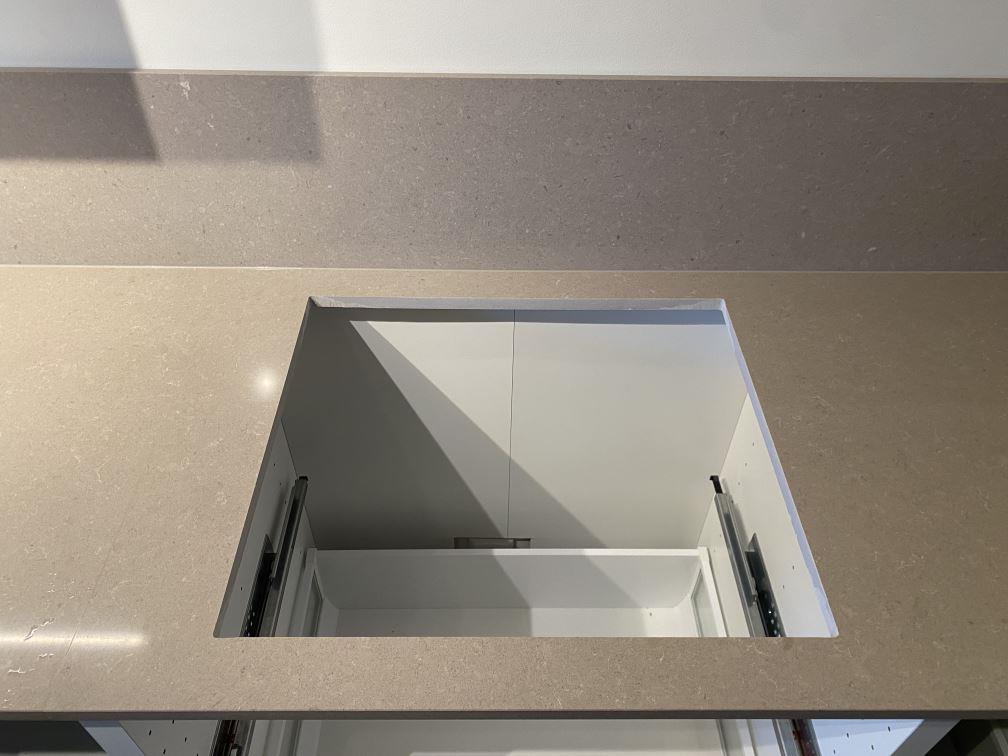 Noble Troya i Tullinge, montering 20 dec 2025, bild 5